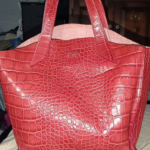 Furla Dark Pink/Red Croc-Embossed Women's Tote Bag - Picture 6 of 7
